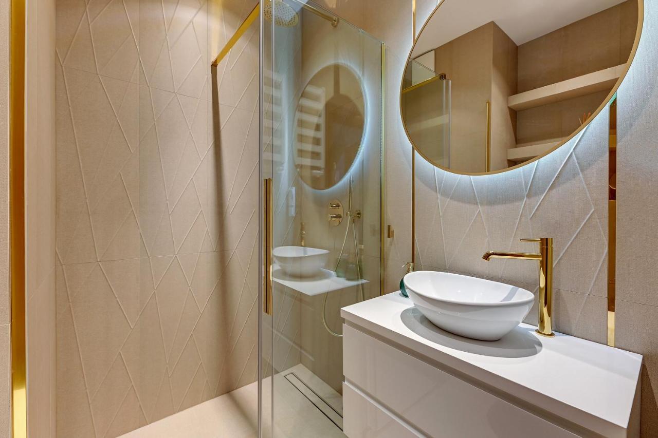Granaria Deluxe & Riverside By Downtown Apartments Gdansk Ngoại thất bức ảnh